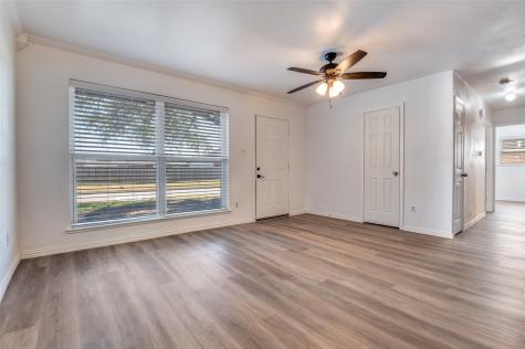823 Ross Lane Seagoville TX 75159