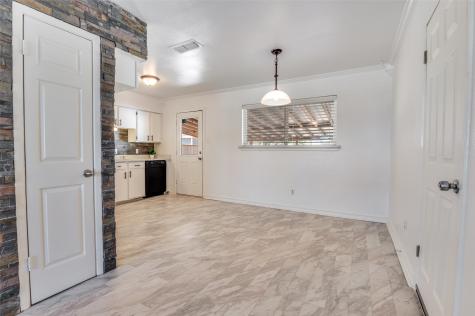 823 Ross Lane Seagoville TX 75159