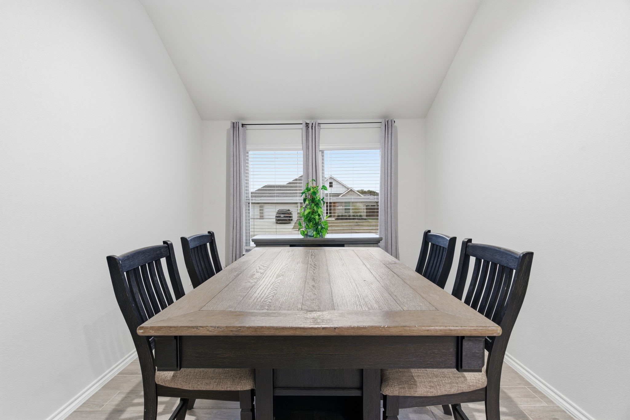 437 Falcon Way Azle TX 76020