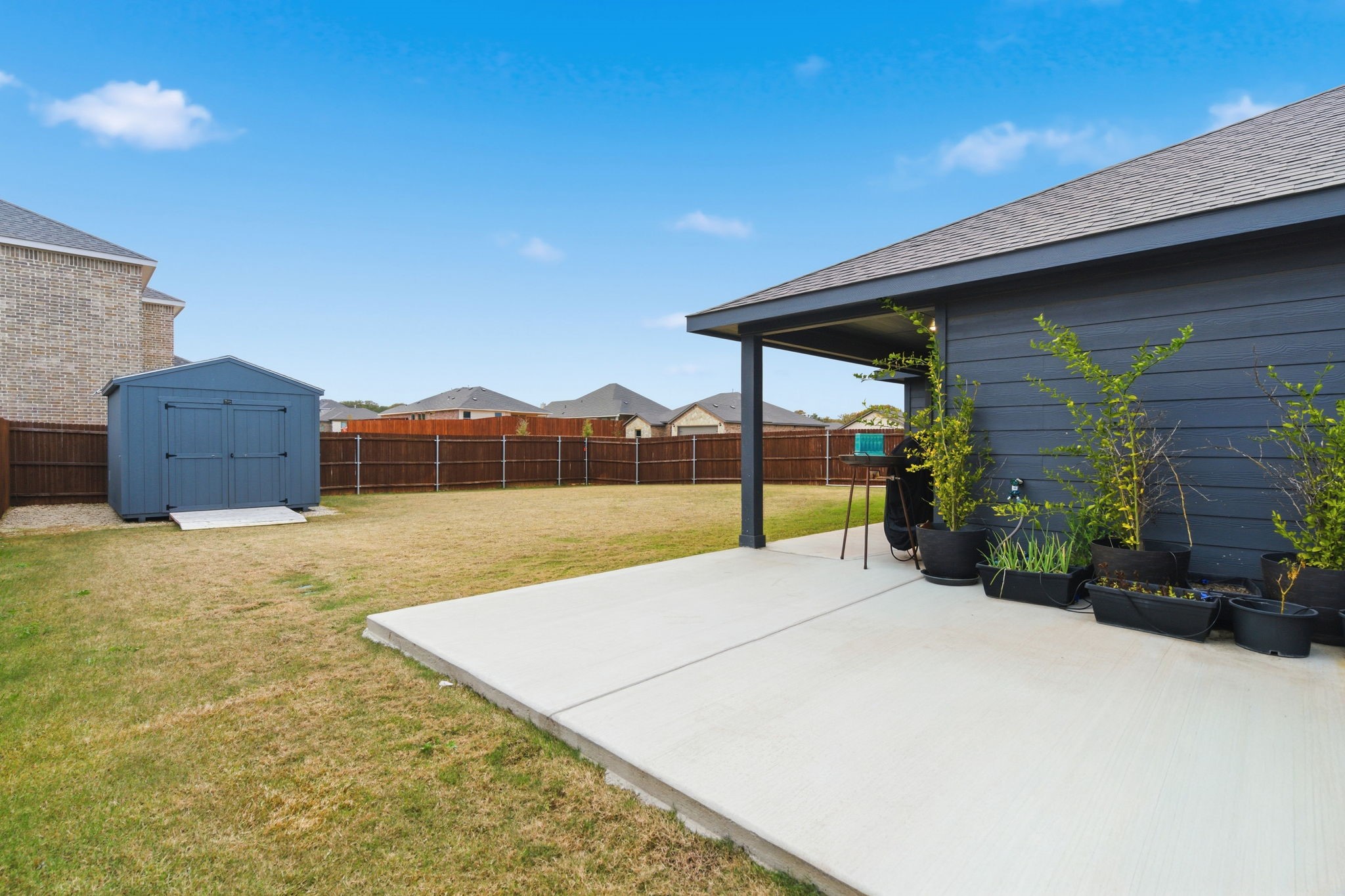 437 Falcon Way Azle TX 76020