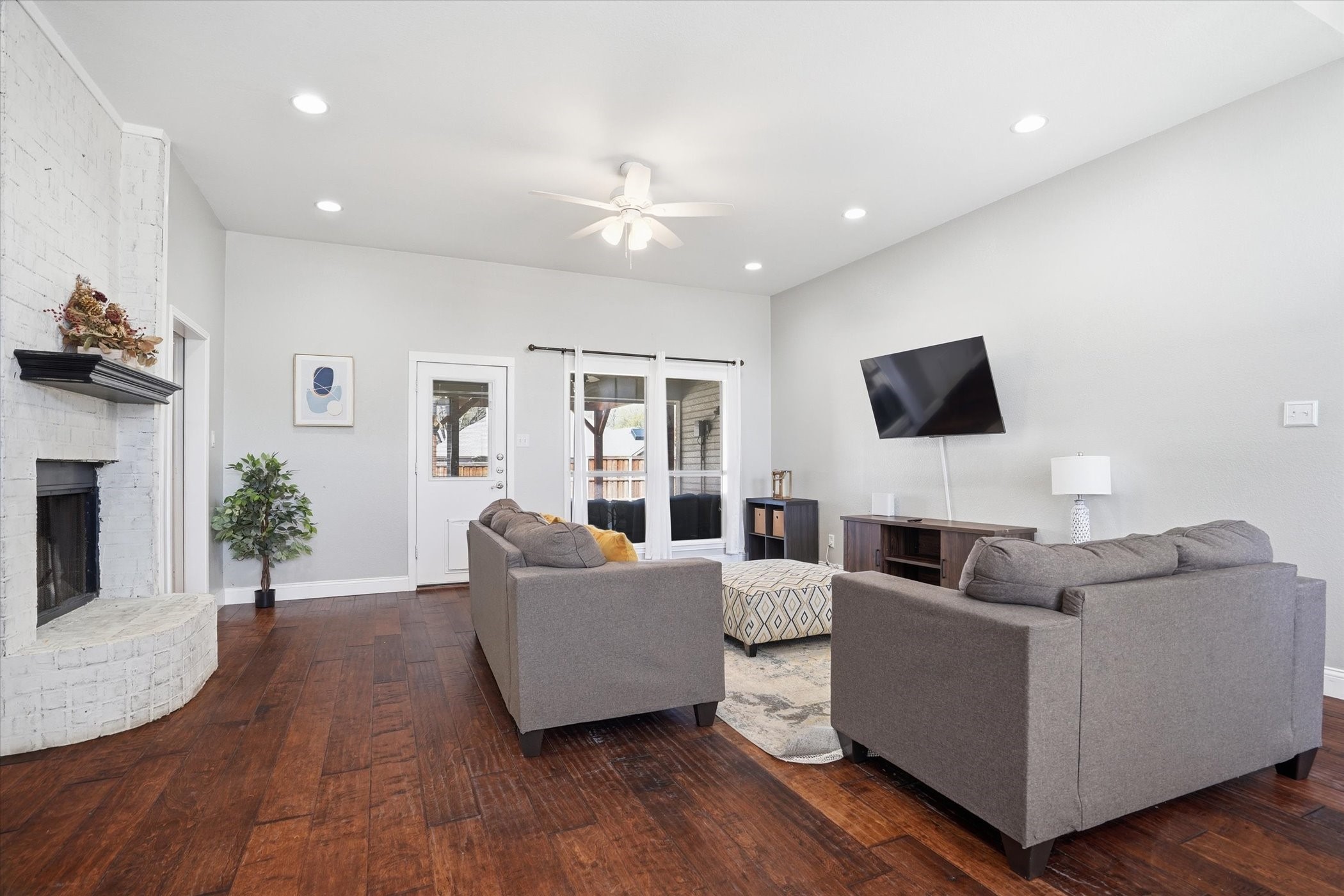 7021 Cook Circle North Richland Hills TX 76182