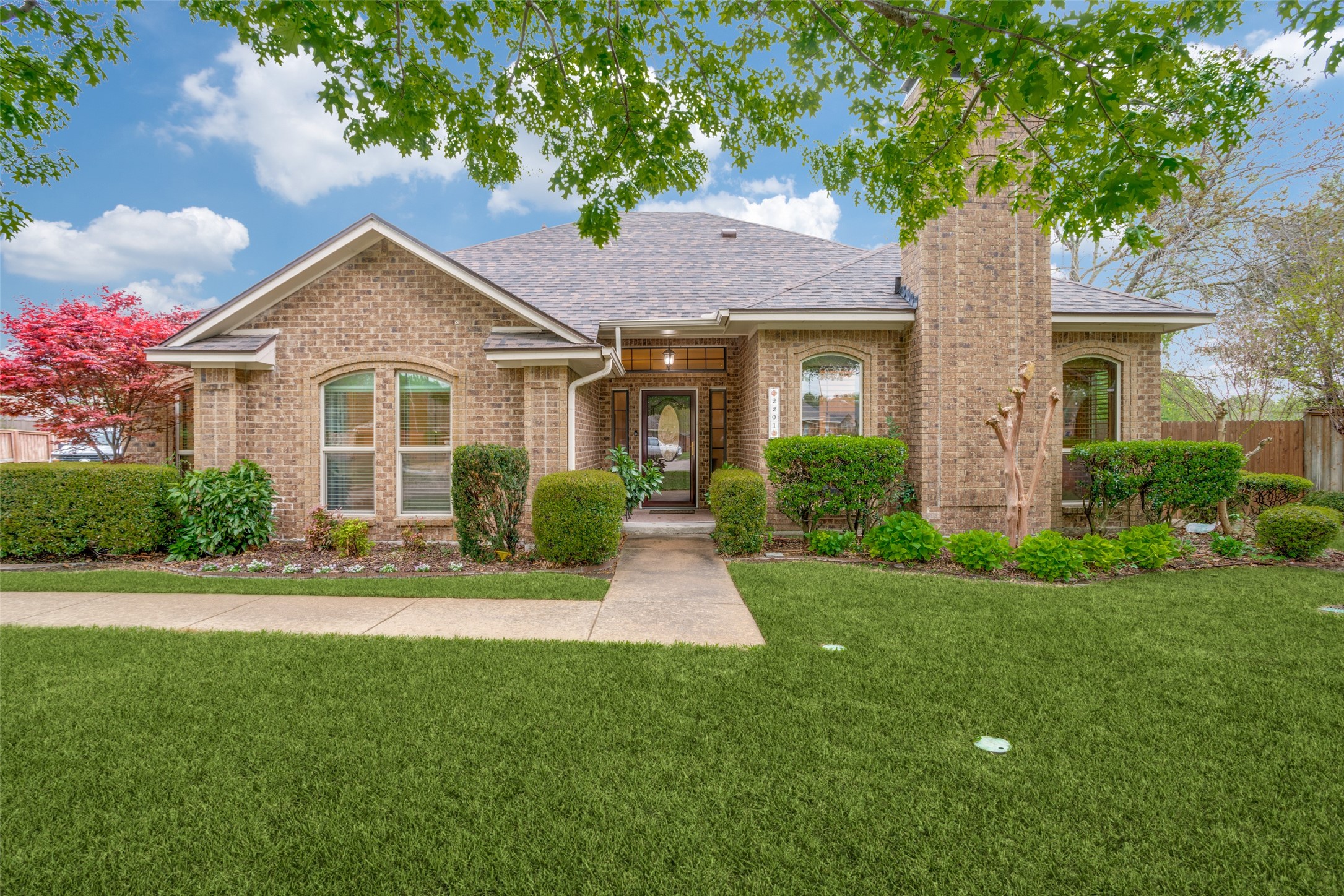2201 Fulton Drive Garland TX 75044