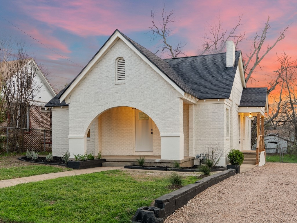 1632 N 17th Street Waco TX 76707
