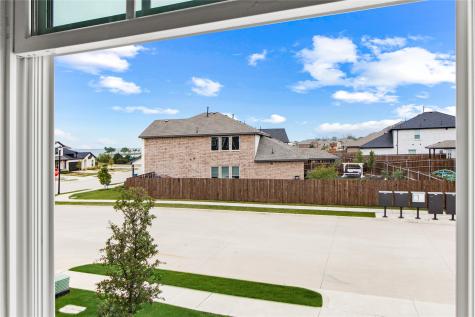 2070 Placerville Street Forney TX 75126
