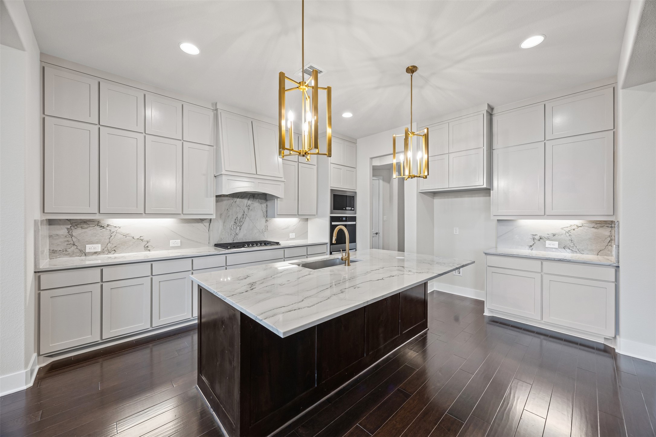121 Aiden Drive Waxahachie TX 75165