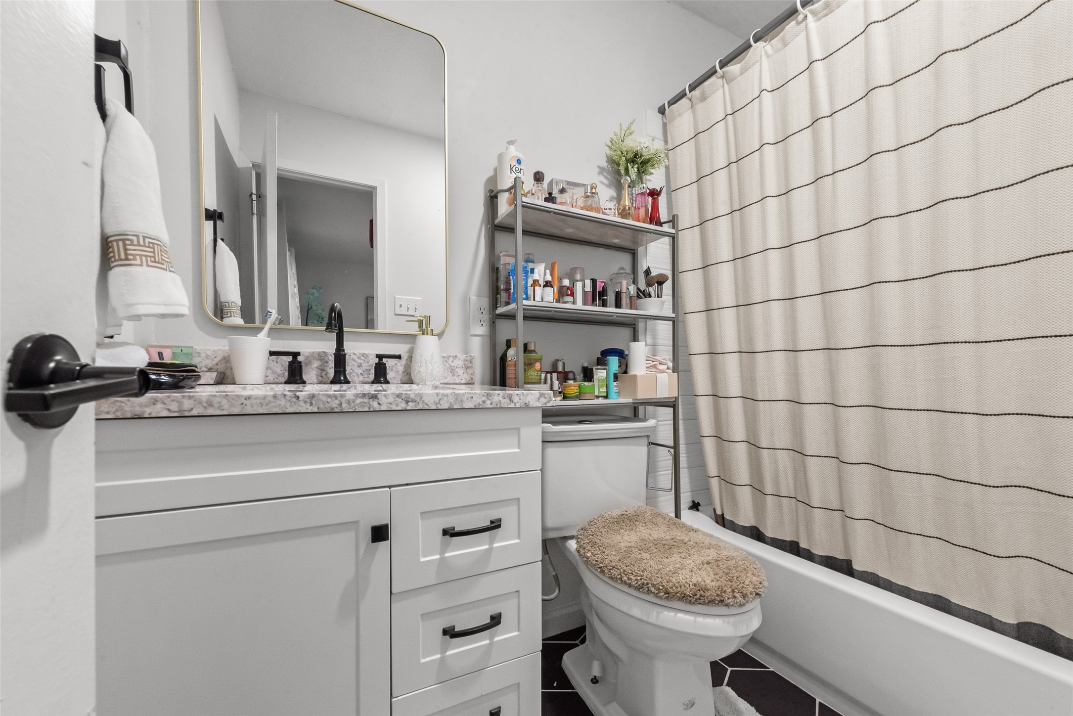 5721 Macneill Drive Haltom City TX 76148