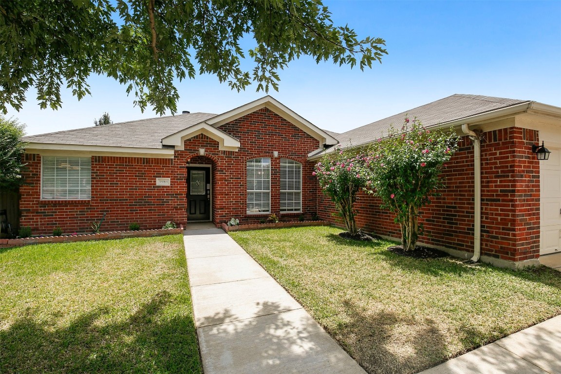 3989 Miami Springs Drive Fort Worth TX 76123