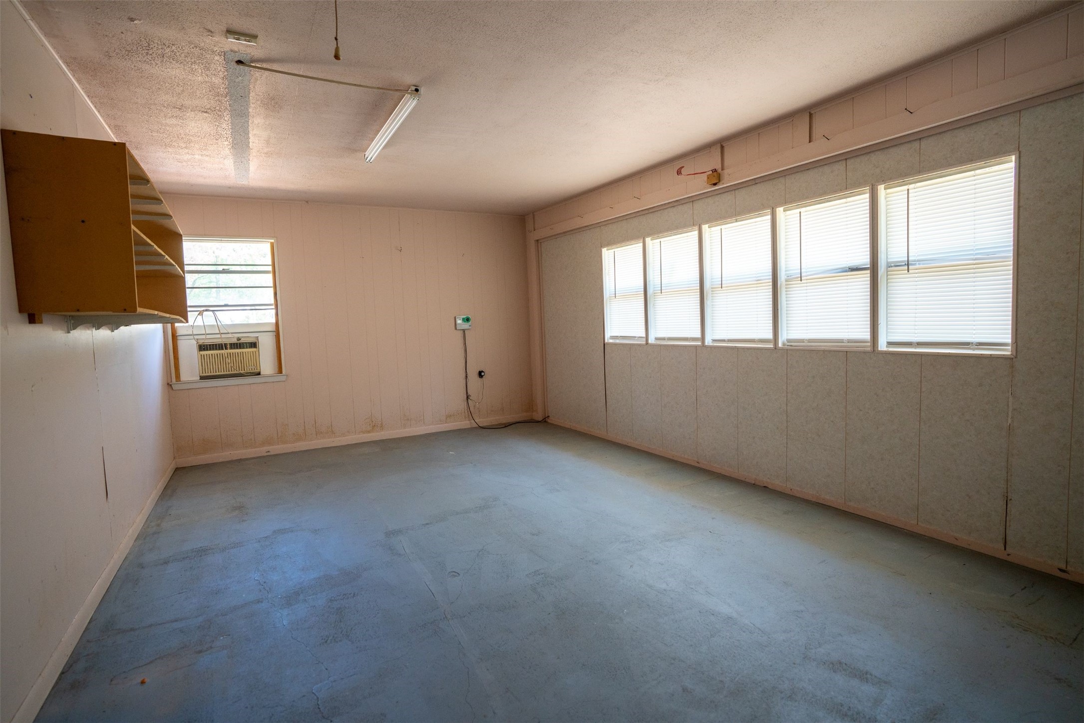 375 County Road 45080 Powderly TX 75473