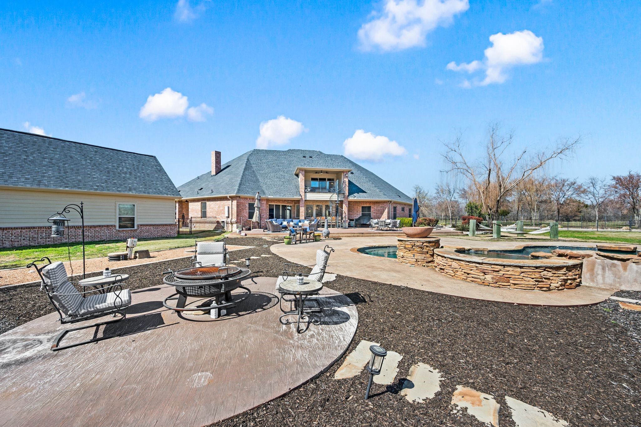 1305 Garza Lane Little Elm TX 75068