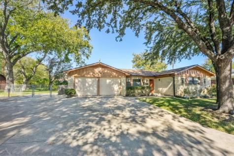 5051 Gaines Court Haltom City TX 76117