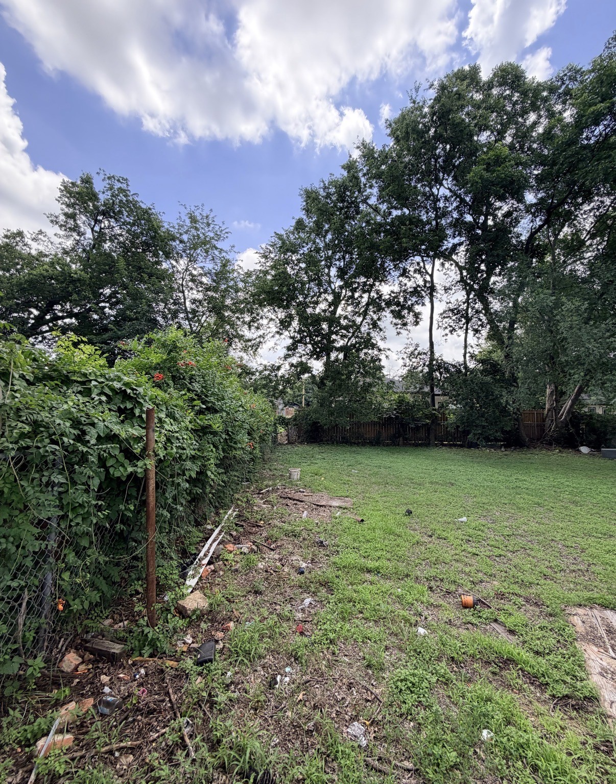 3906 Metropolitan Avenue Dallas TX 75210