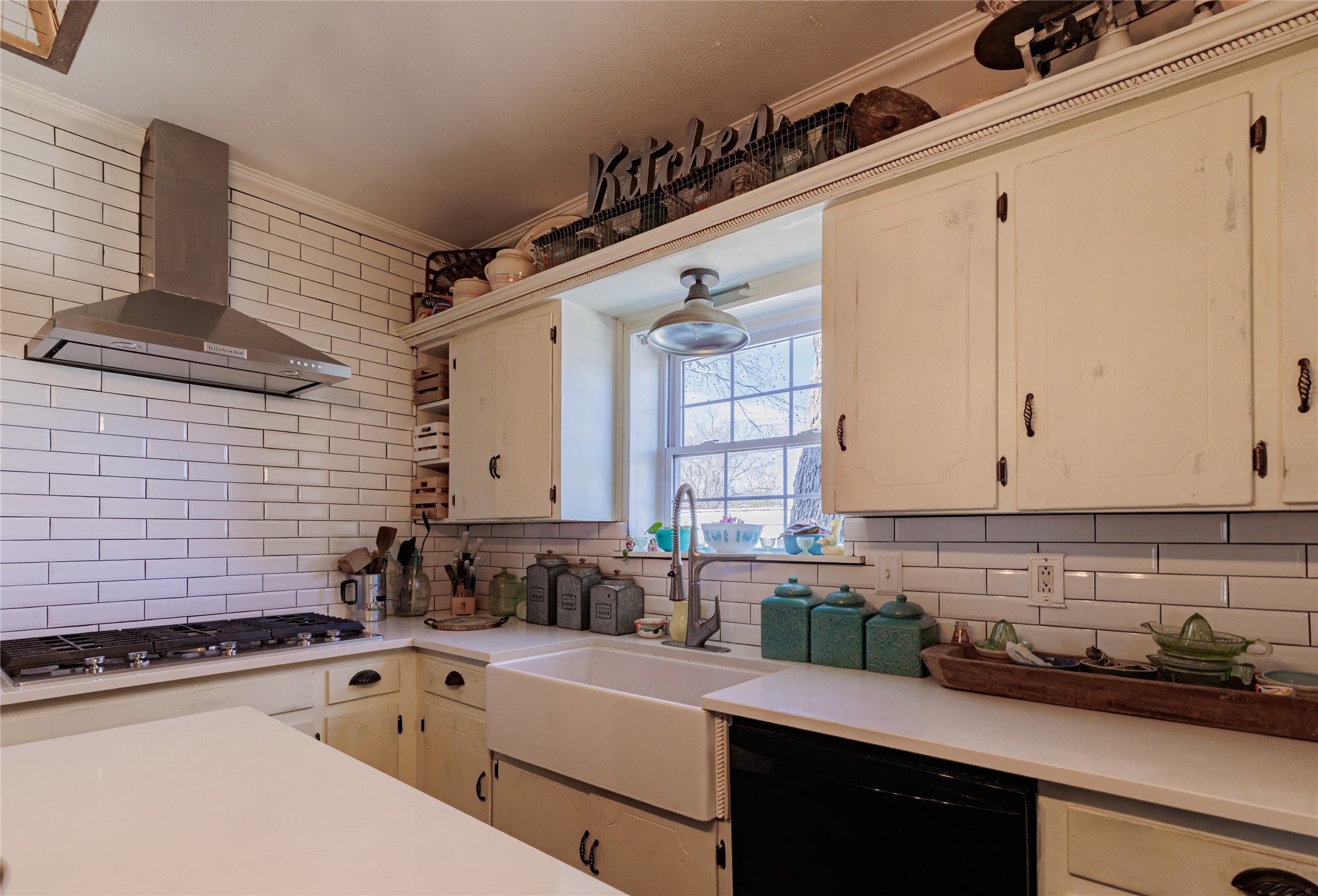 403 W Franklin Street Alvord TX 76225