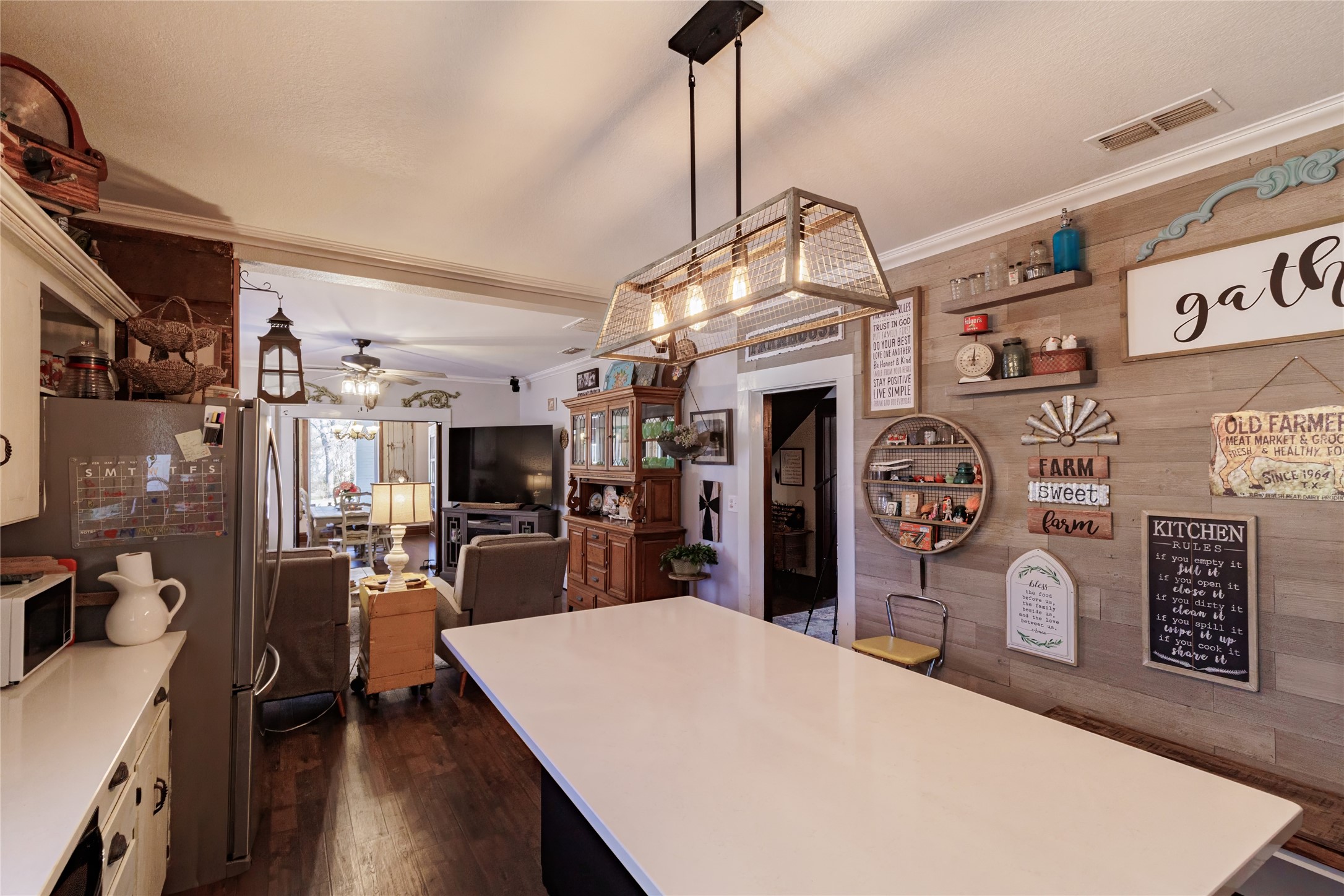 403 W Franklin Street Alvord TX 76225