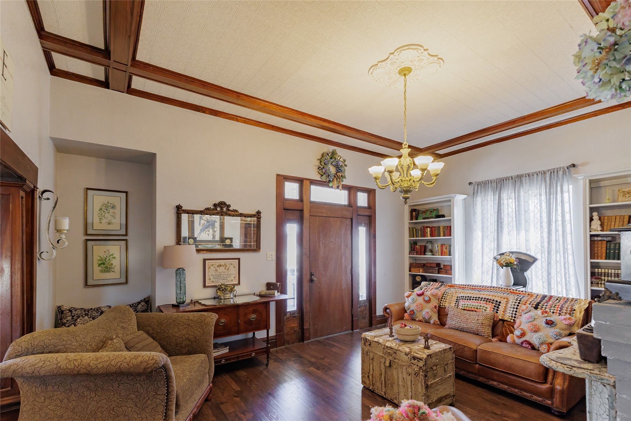 403 W Franklin Street Alvord TX 76225