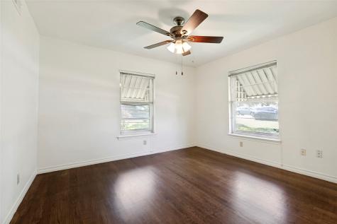 301 Hillcrest Avenue Richardson TX 75081