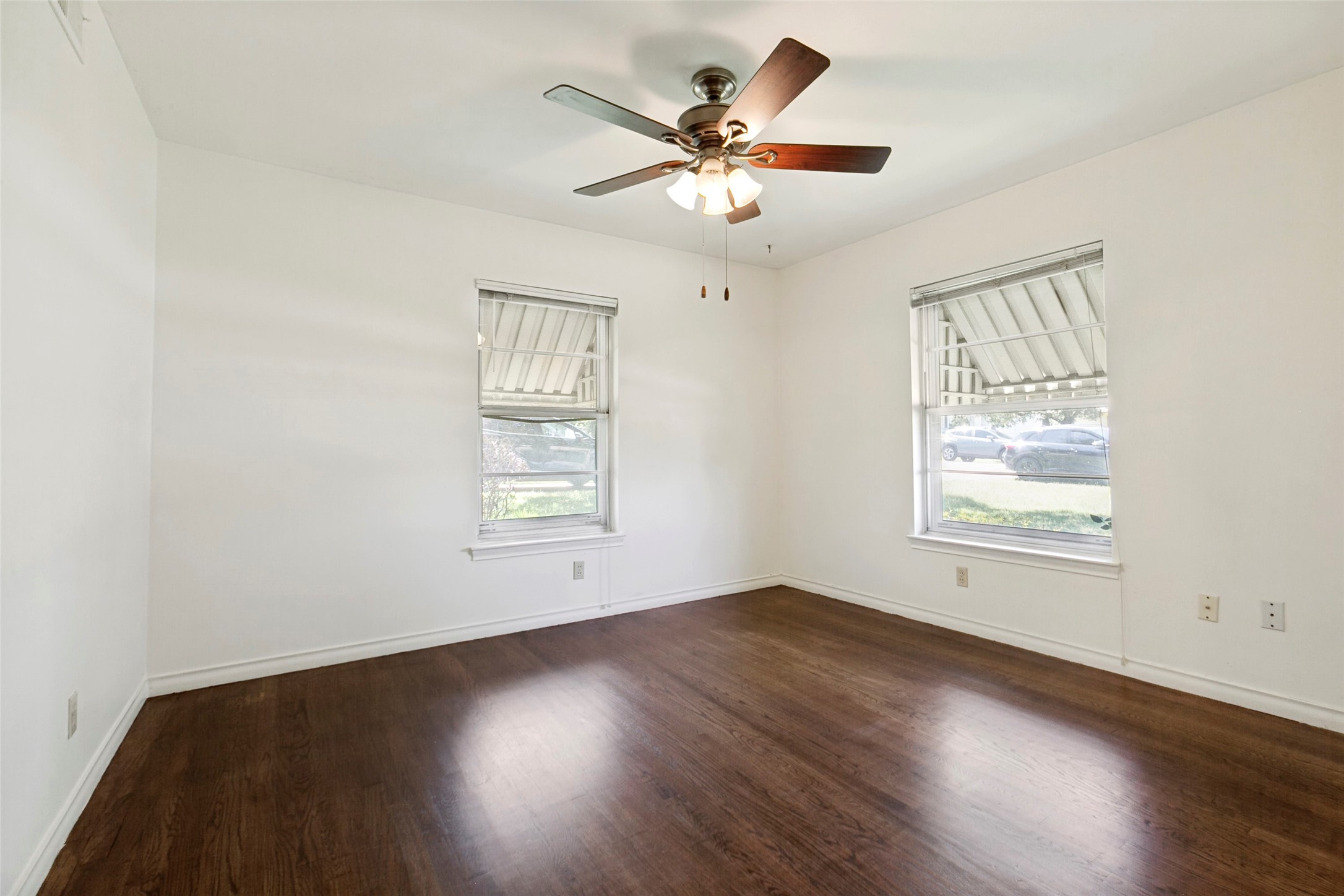 301 Hillcrest Avenue Richardson TX 75081