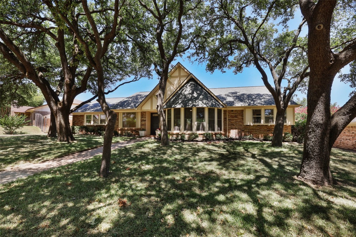 2430 Postbridge Road Grand Prairie TX 75050