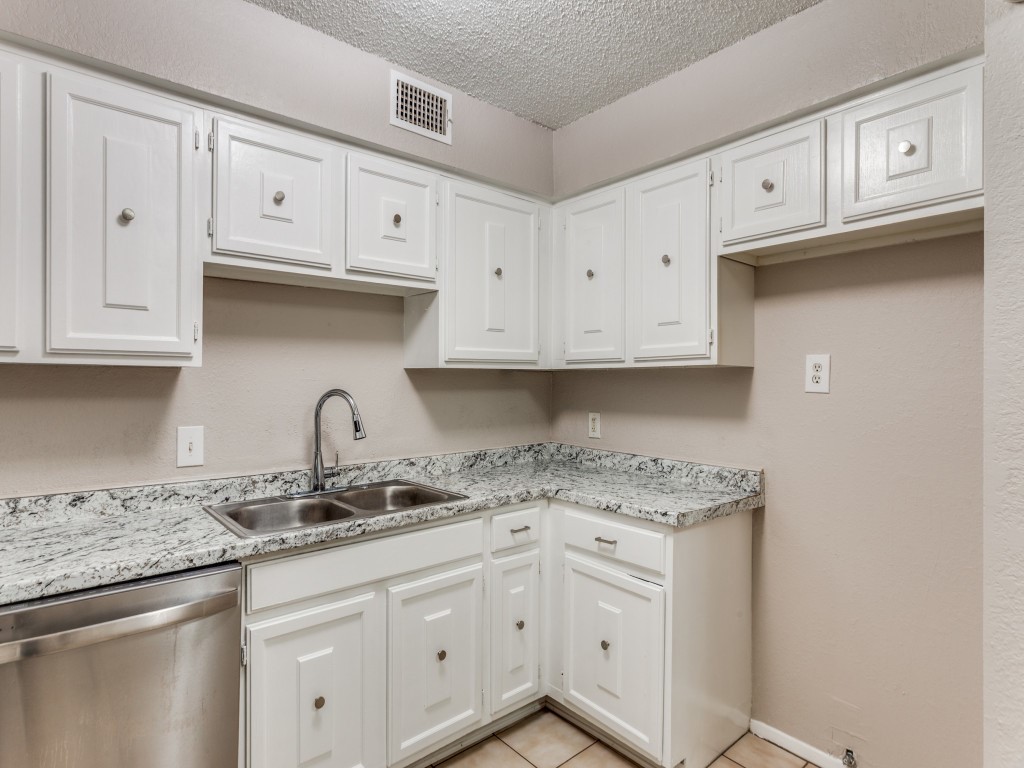 121 - 123 Allencrest Drive White Settlement TX 76108