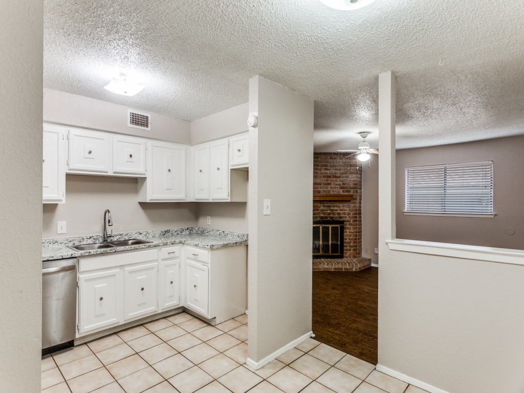 121 - 123 Allencrest Drive White Settlement TX 76108