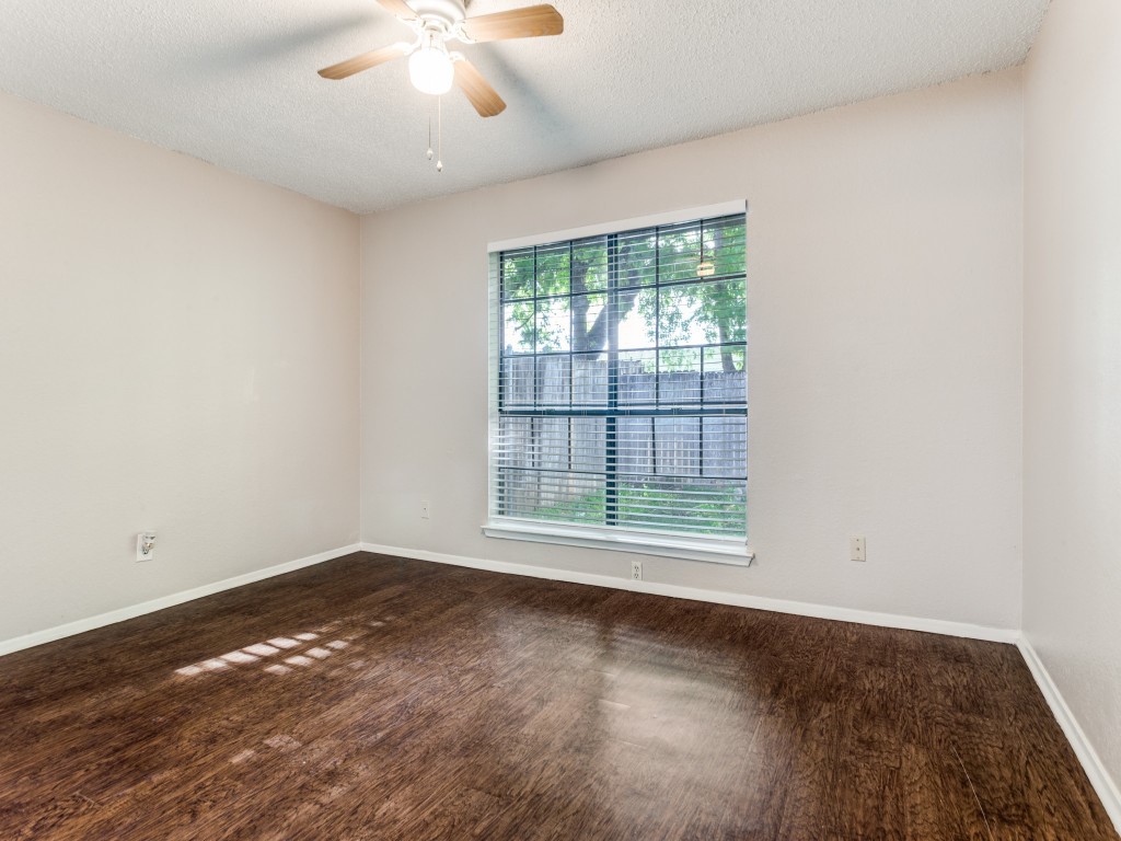 121 - 123 Allencrest Drive White Settlement TX 76108