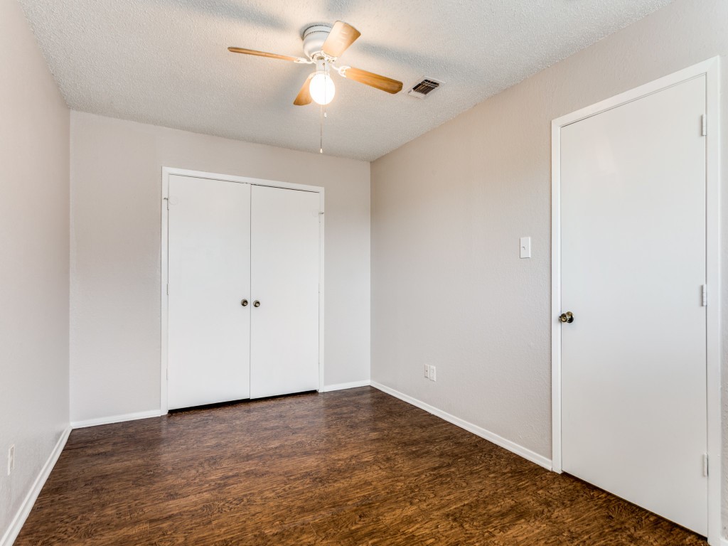 121 - 123 Allencrest Drive White Settlement TX 76108
