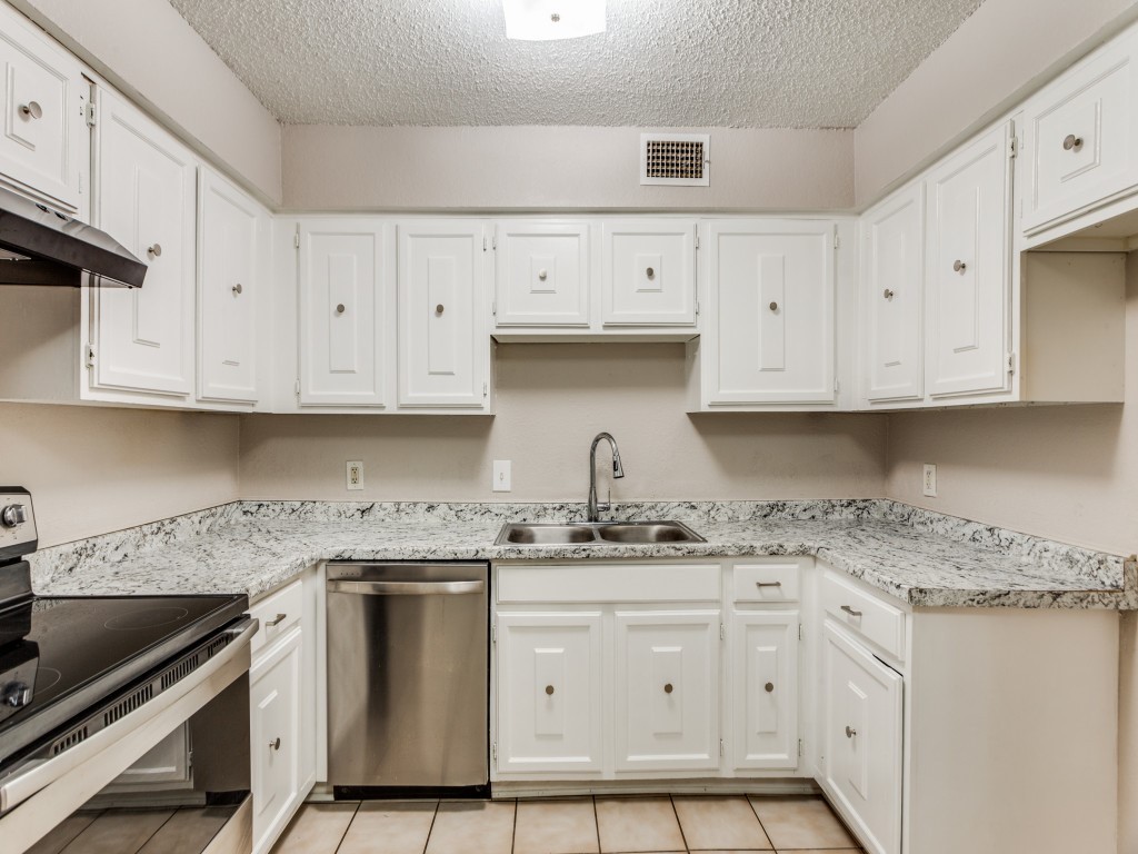 121 - 123 Allencrest Drive White Settlement TX 76108