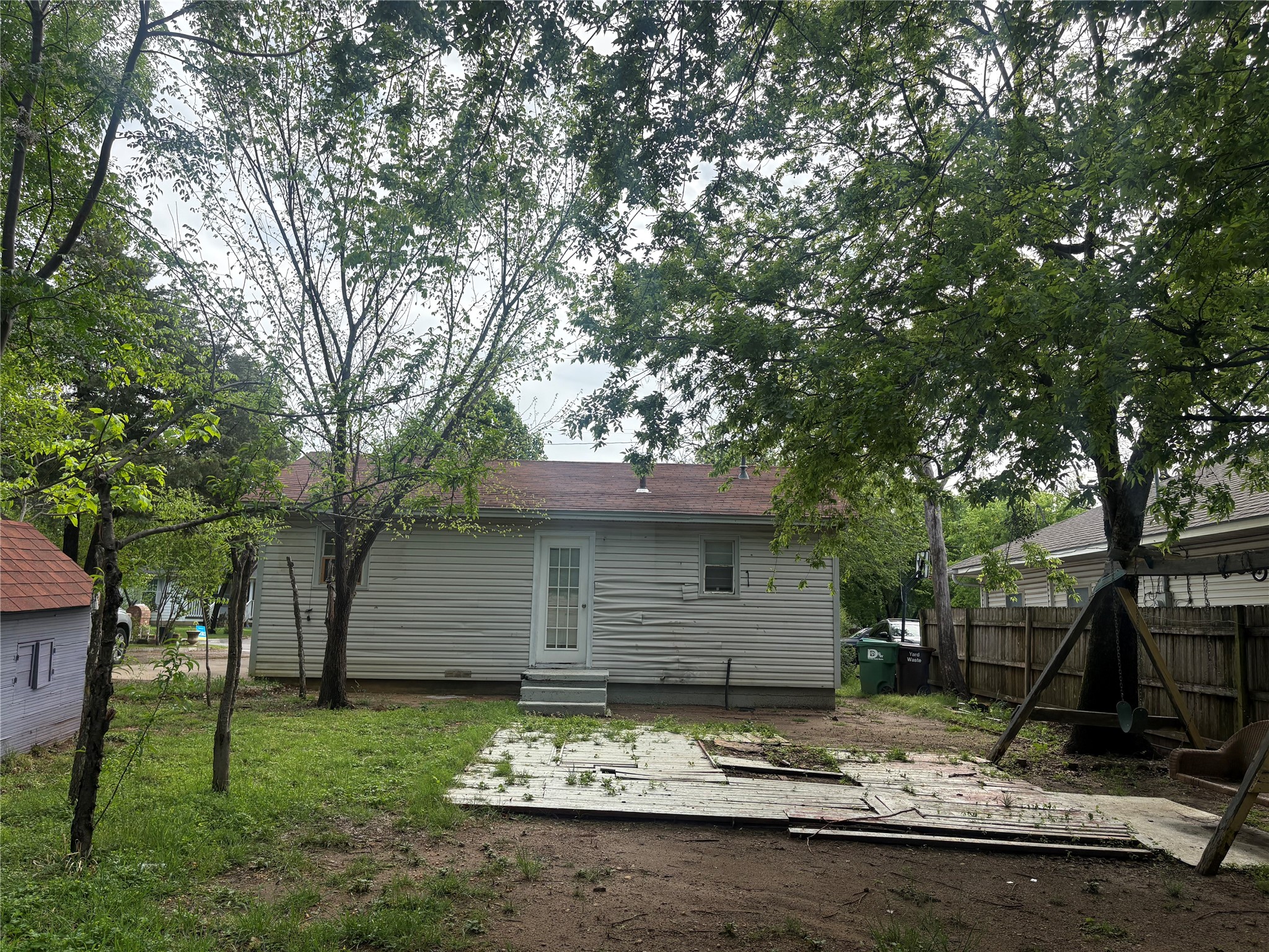 325 N Wood Street Denton TX 76209