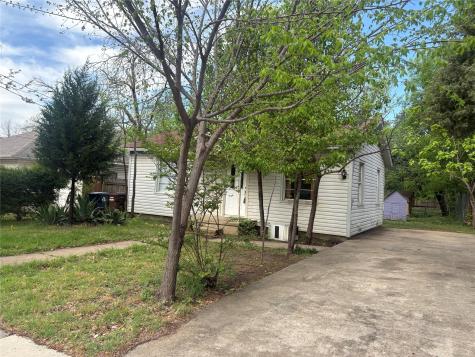 325 N Wood Street Denton TX 76209