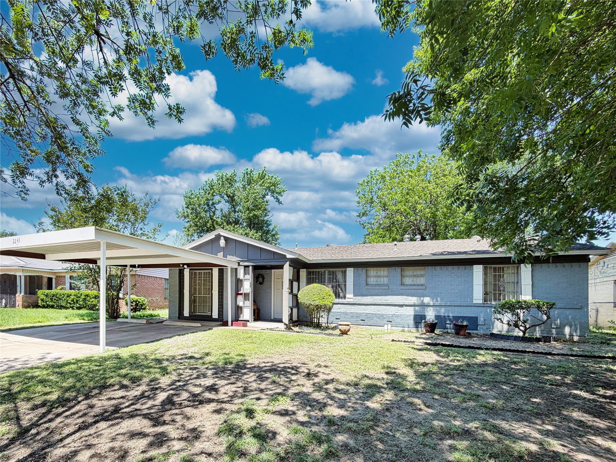 2243 Inca Drive Dallas TX 75216