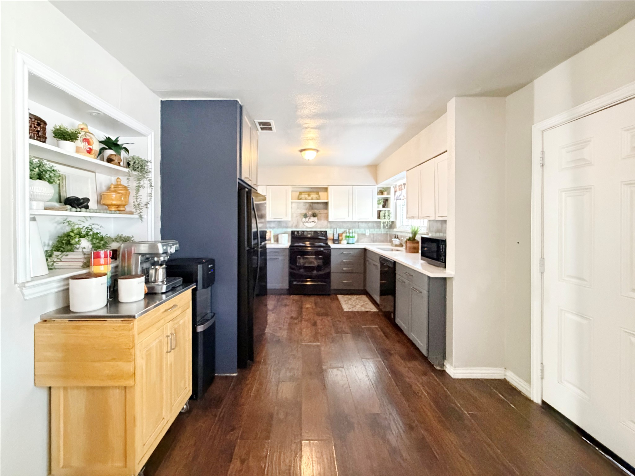 2243 Inca Drive Dallas TX 75216