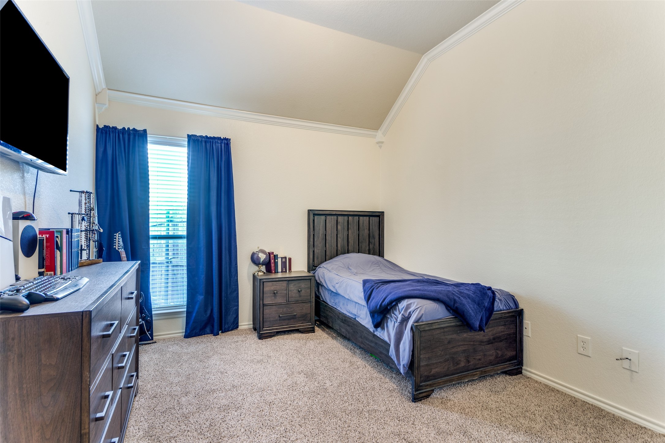 2013 Devinstone Court Fort Worth TX 76177