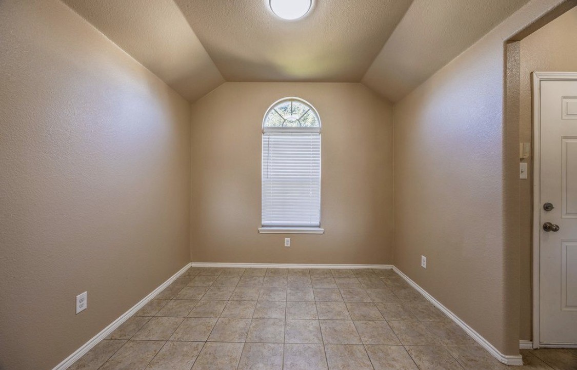 1604 Queens Brook Court Fort Worth TX 76140