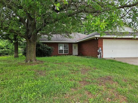 114 Silver Fox Lacy Lakeview TX 76705