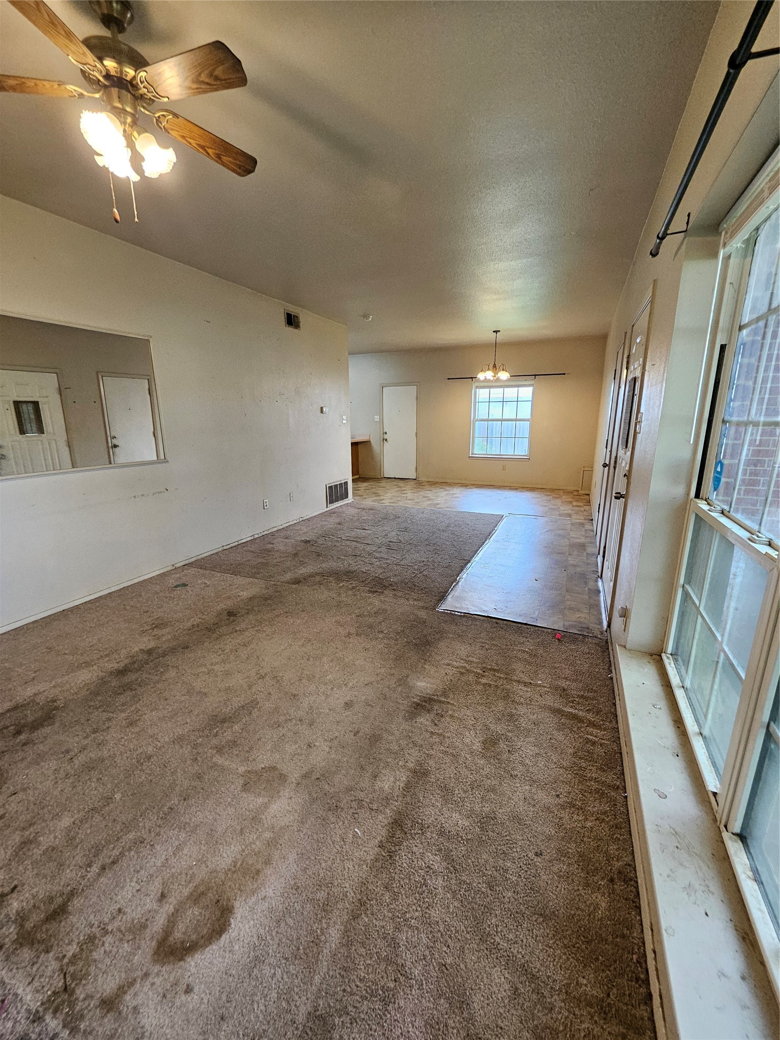 114 Silver Fox Lacy Lakeview TX 76705