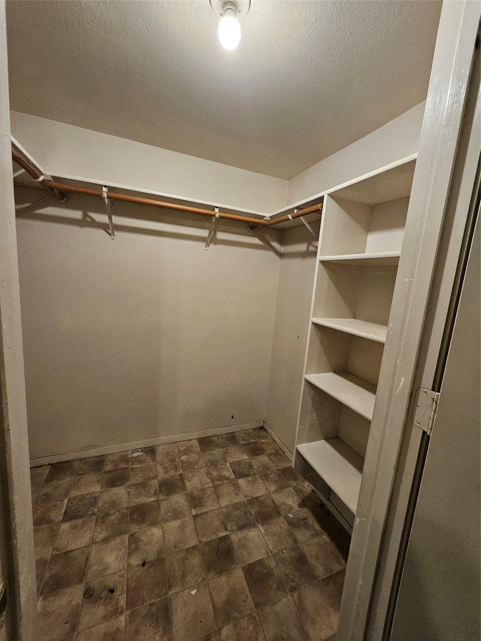 114 Silver Fox Lacy Lakeview TX 76705