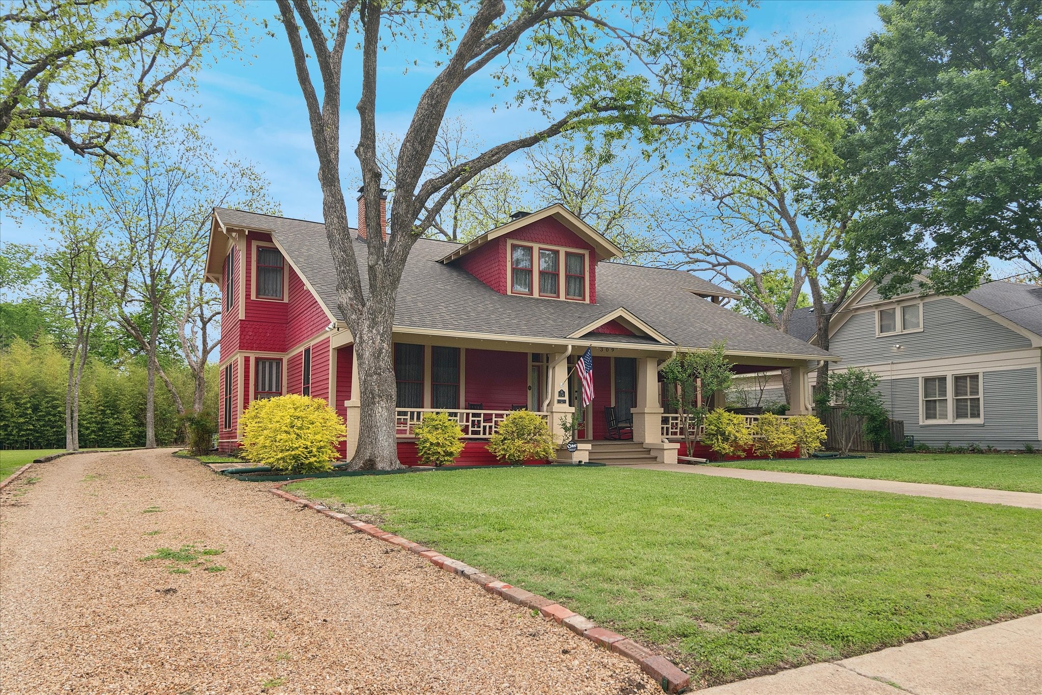 309 E Marvin Avenue Waxahachie TX 75165