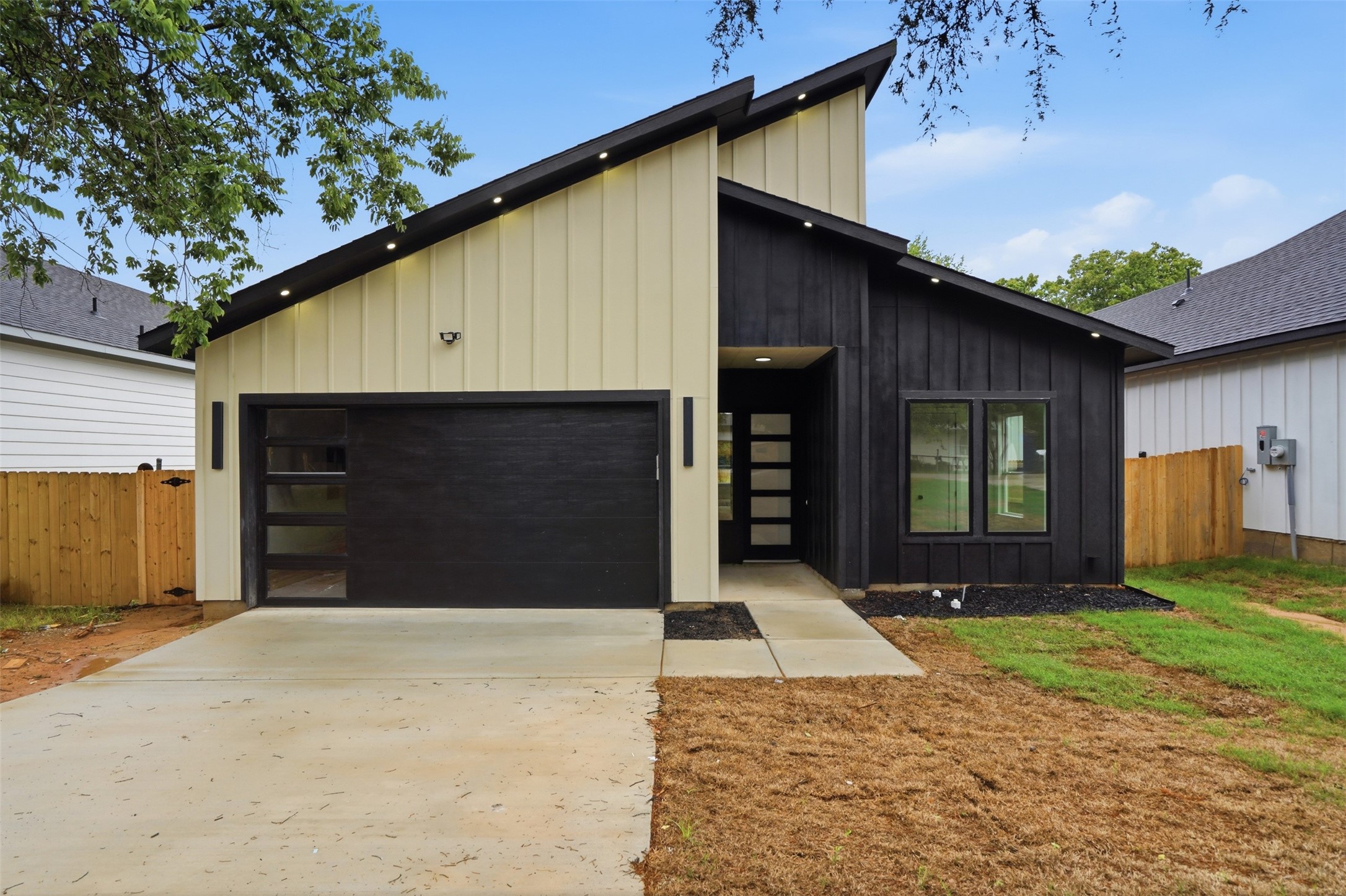 1111 Riverwood Road Dallas TX 75217