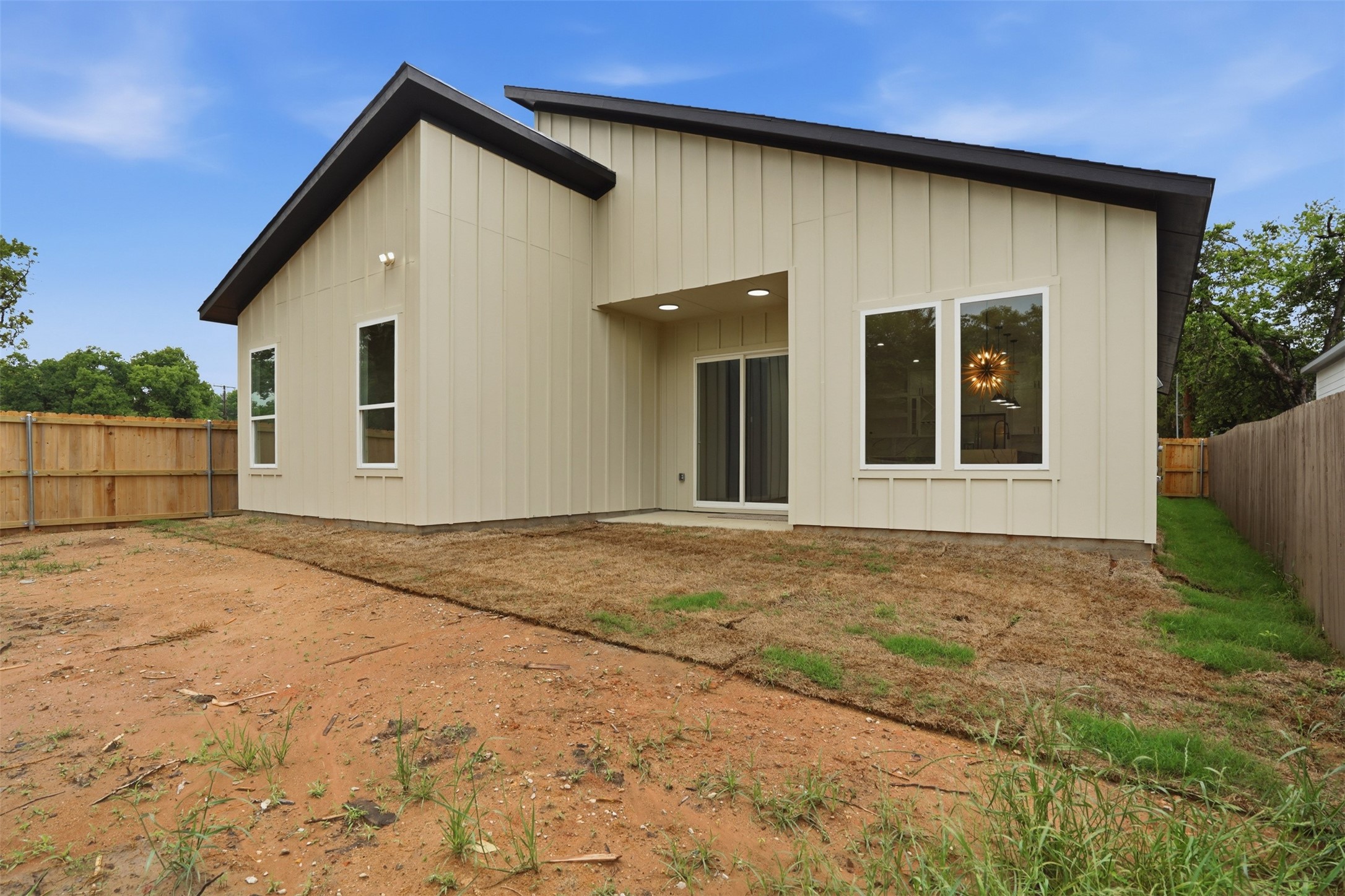 1111 Riverwood Road Dallas TX 75217