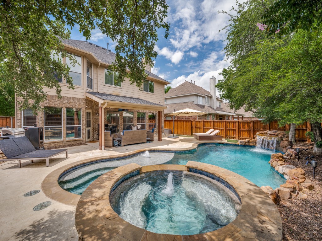 3708 Lindale Drive Mckinney TX 75072