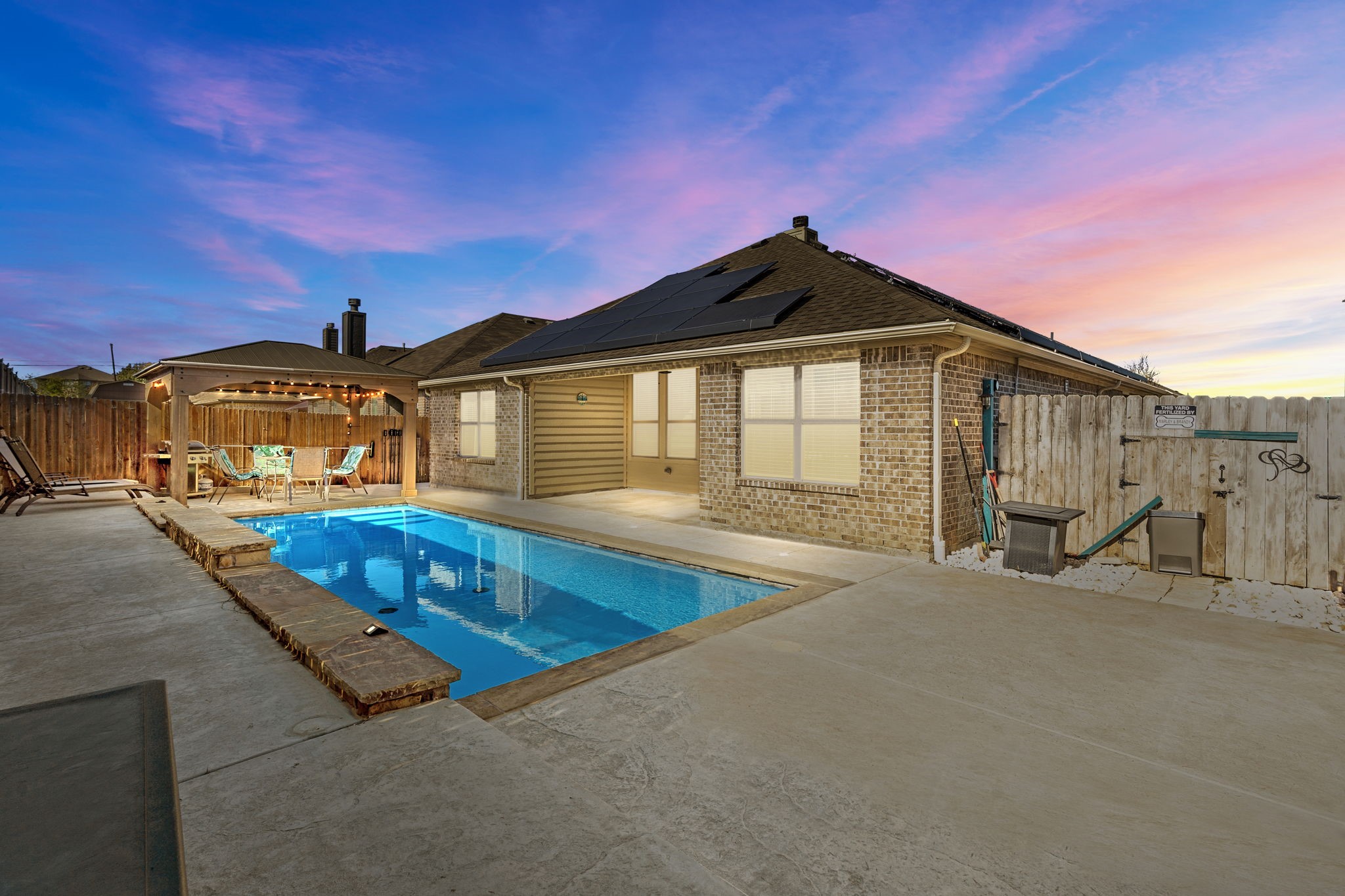 6151 Baggins Street Fort Worth TX 76179