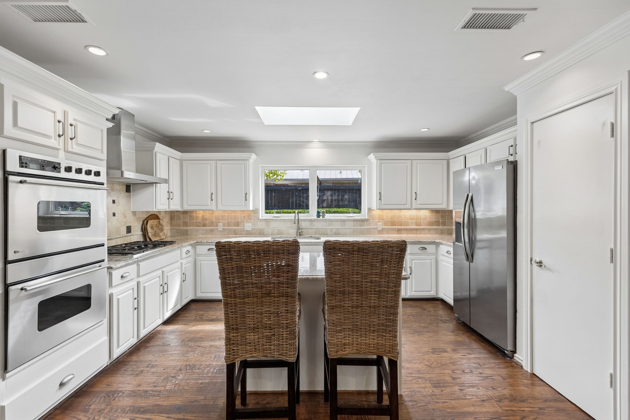 3827 N Versailles Avenue Dallas TX 75209