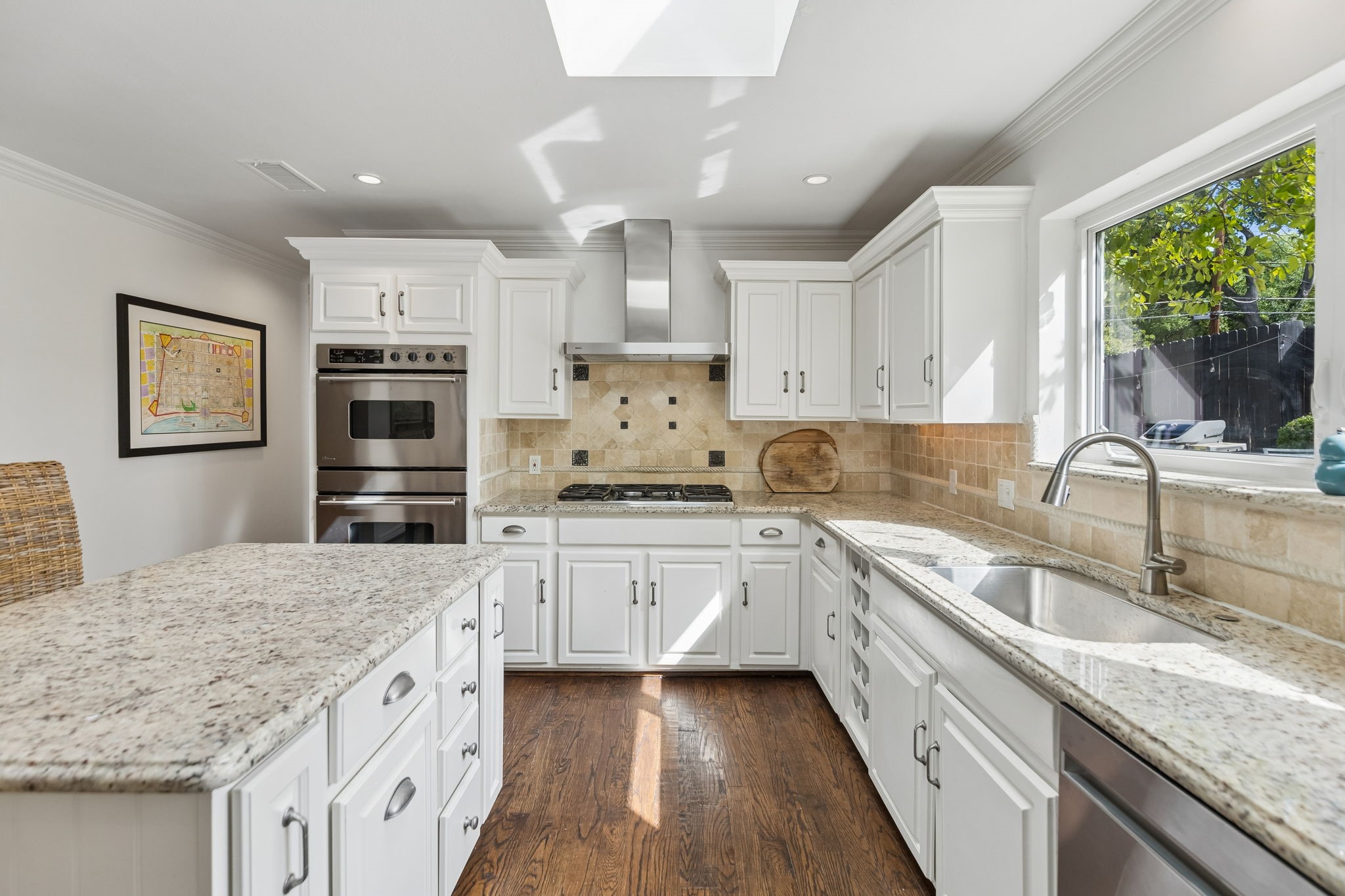 3827 N Versailles Avenue Dallas TX 75209