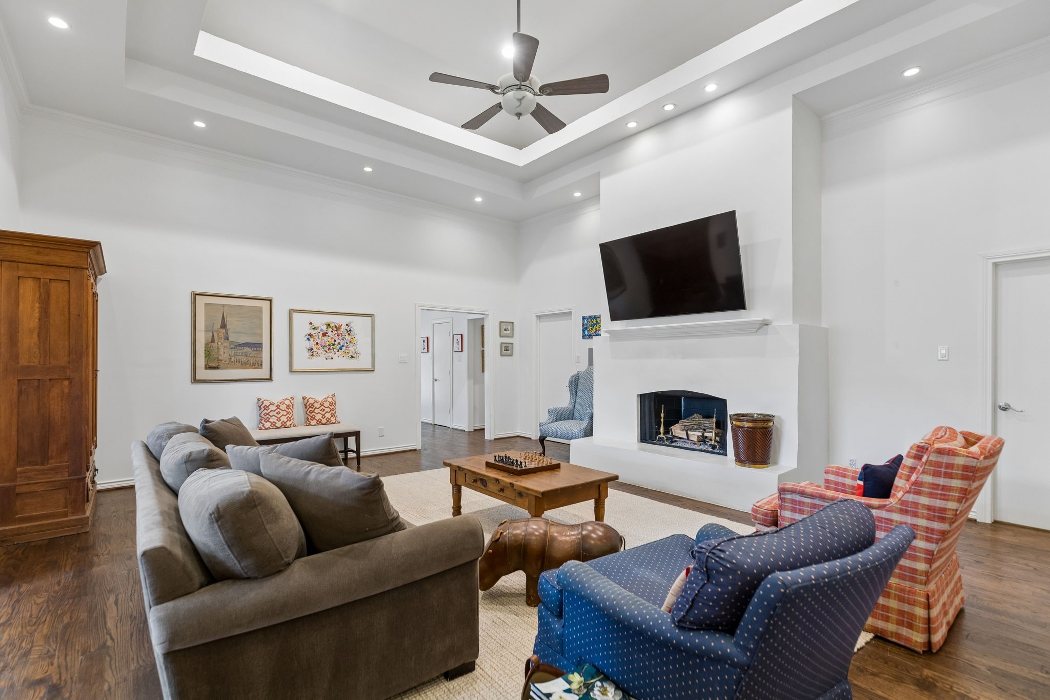 3827 N Versailles Avenue Dallas TX 75209