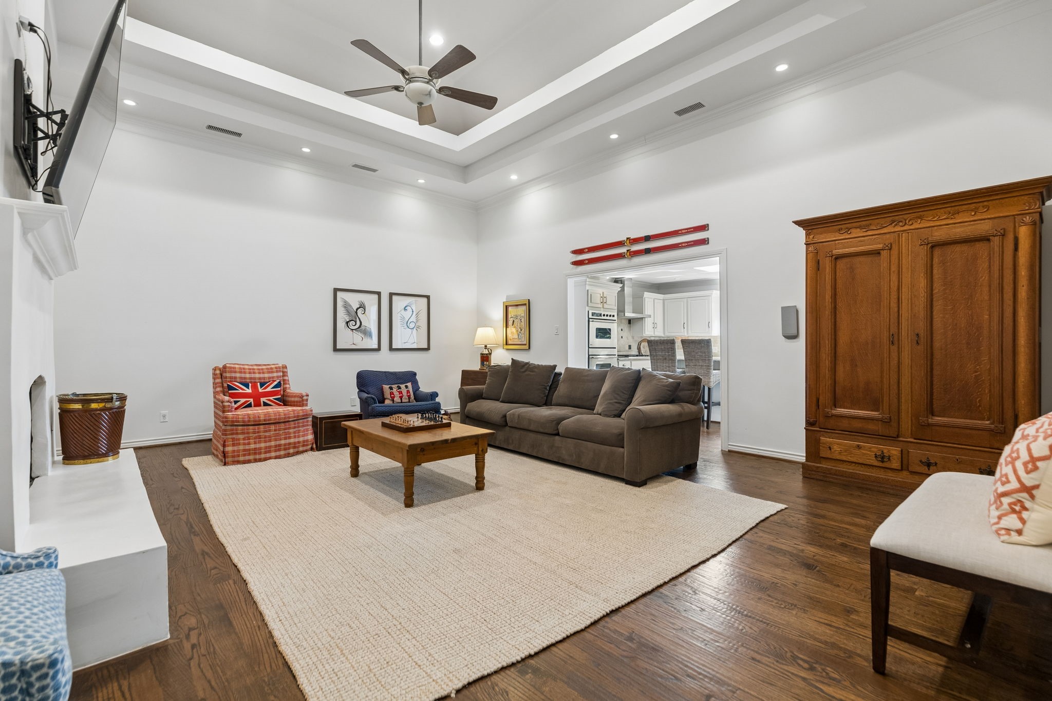 3827 N Versailles Avenue Dallas TX 75209