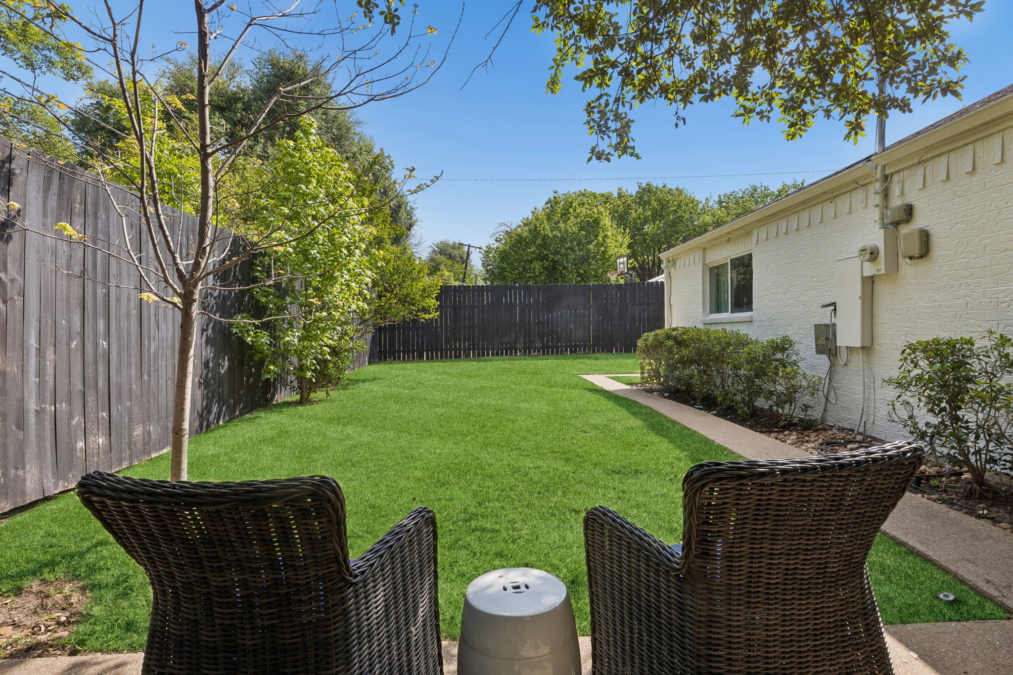 3827 N Versailles Avenue Dallas TX 75209