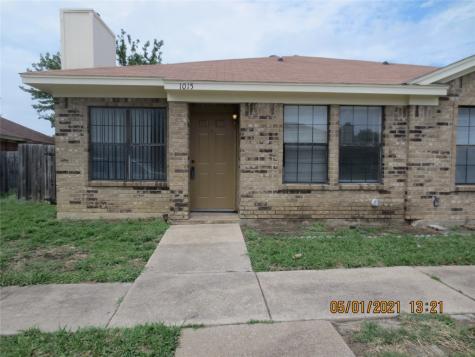 1015 Tennessee Trail Arlington TX 76017