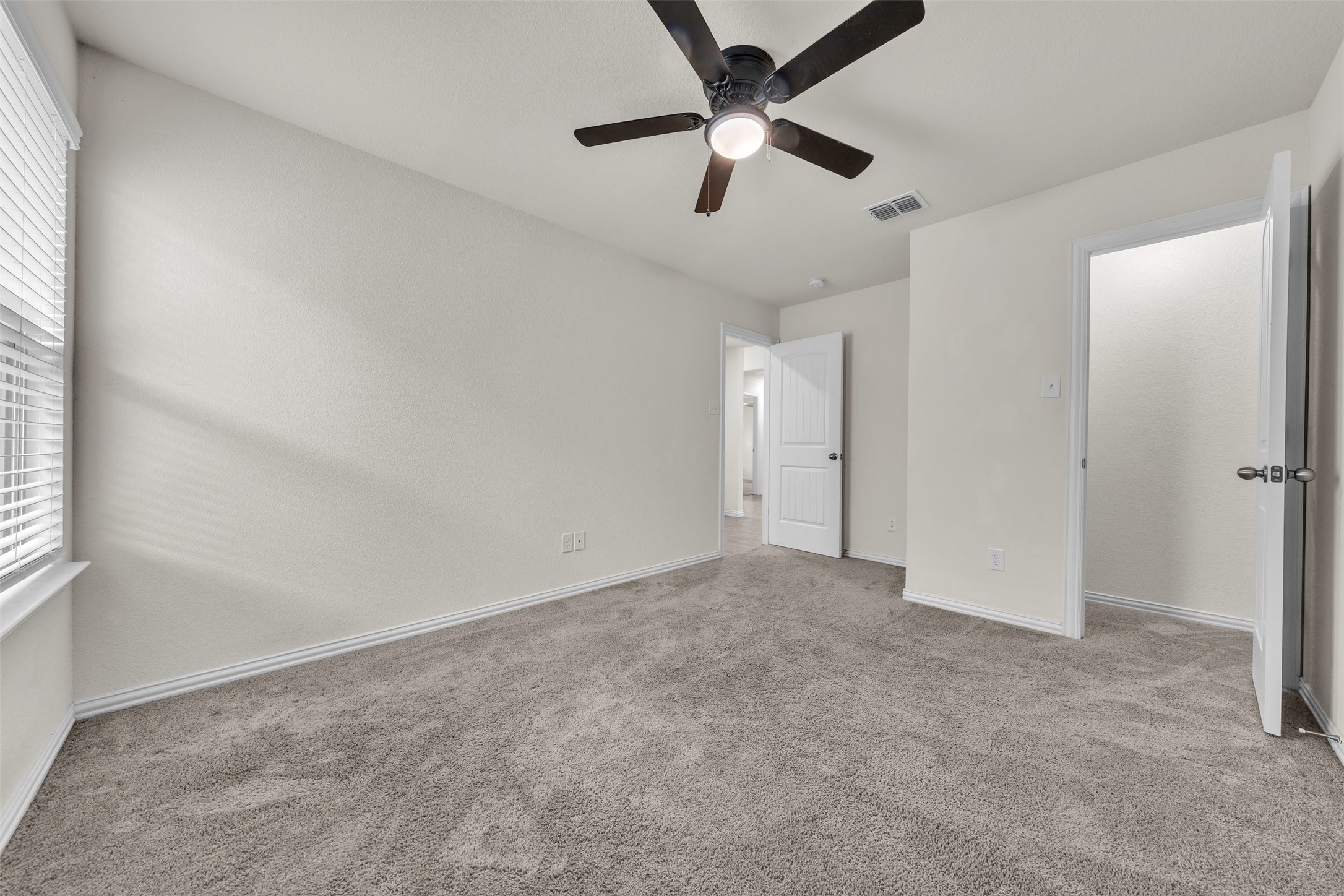 9106 Fall Creek Court Arlington TX 76002