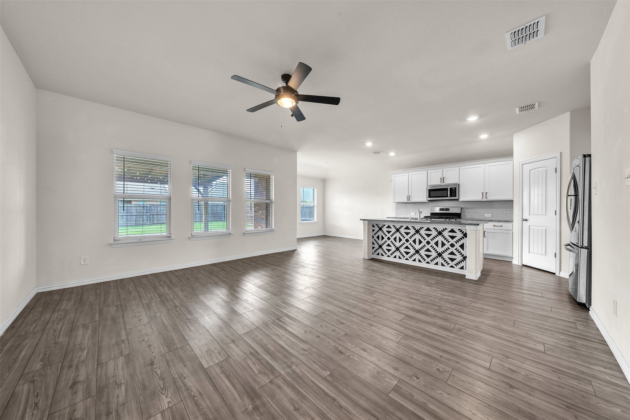 9106 Fall Creek Court Arlington TX 76002