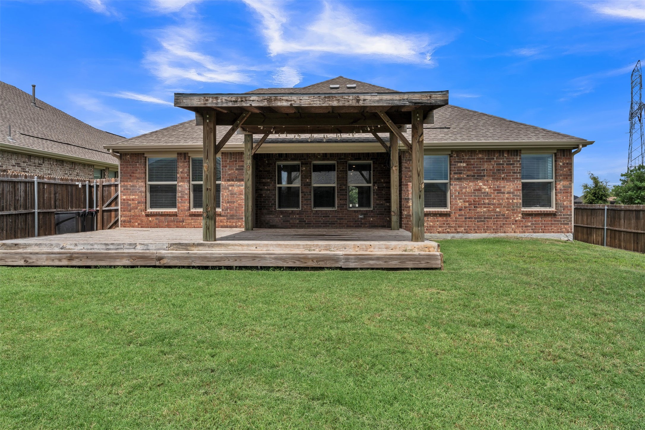 9106 Fall Creek Court Arlington TX 76002