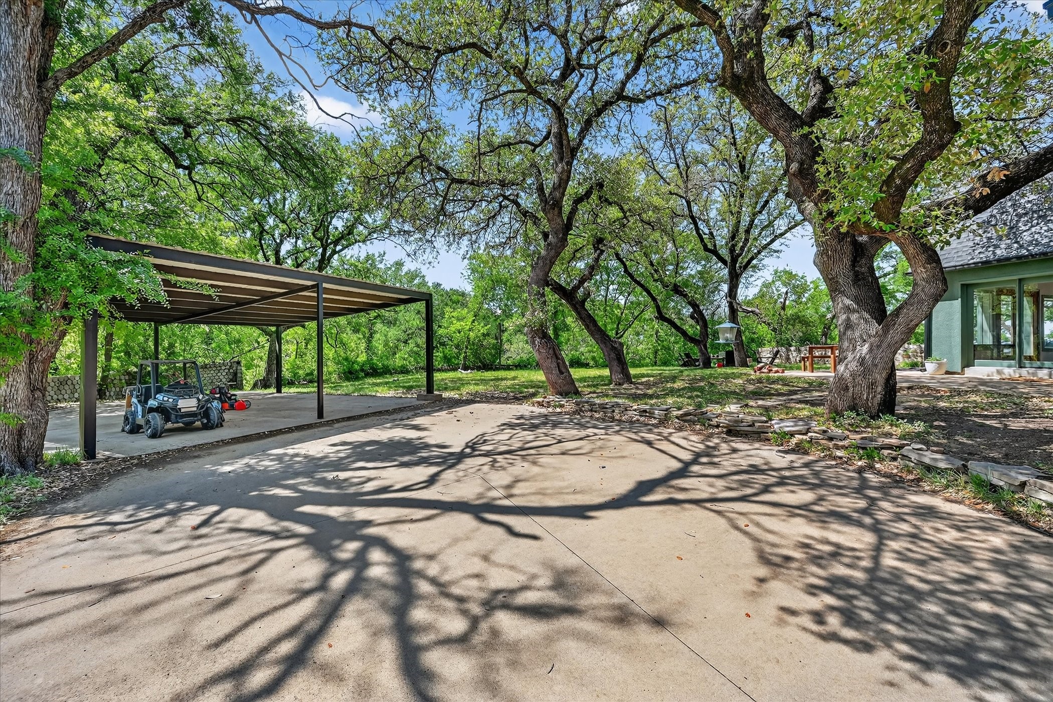 7036 Lotus Trail Lake Worth TX 76135